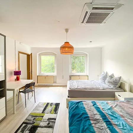 Top-wohnung Fuer Gruppen 15 Min Zum Alex Parken Apartamento Berlim