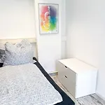 Lägenhet Top-wohnung Fuer Gruppen 15 Min Zum Alex Parken Berlin