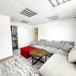 Top-wohnung Fuer Gruppen 15 Min Zum Alex Parken