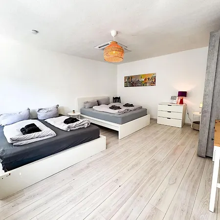 Apartment Top-wohnung Fuer Gruppen 15 Min Zum Alex Parken Berlin