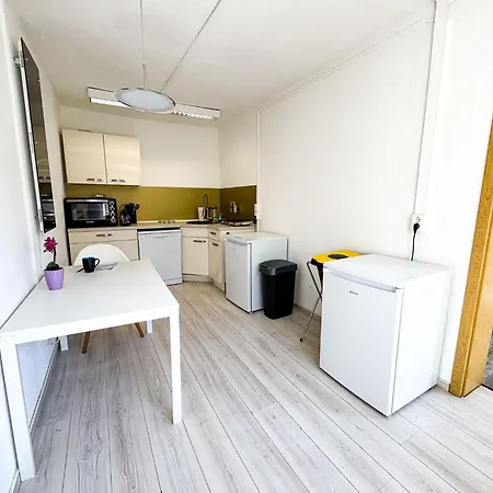 Top-wohnung Fuer Gruppen 15 Min Zum Alex Parken Apartment