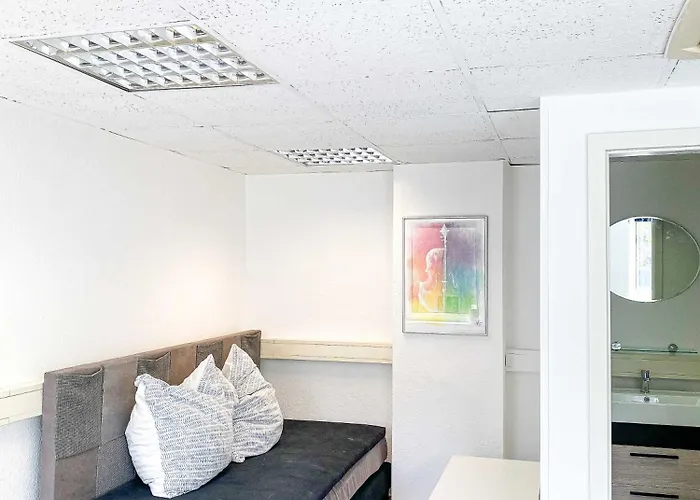 Top-wohnung Fuer Gruppen 15 Min Zum Alex Parken Berlin