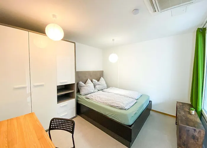 Top-wohnung Fuer Gruppen 15 Min Zum Alex Parken Apartment