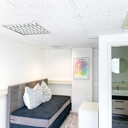 Top-wohnung Fuer Gruppen 15 Min Zum Alex Parken 베를린