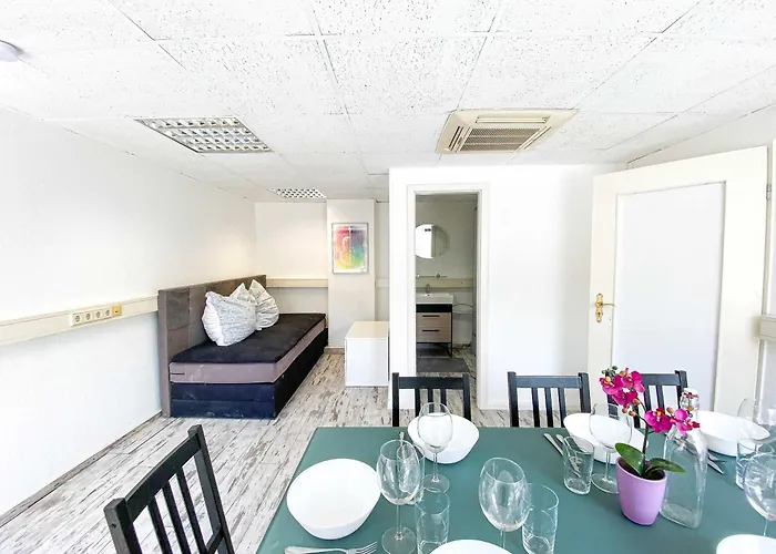 Top-wohnung Fuer Gruppen 15 Min Zum Alex Parken Apartment *