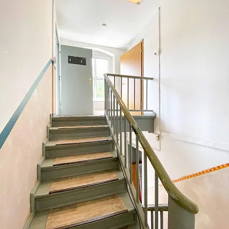 Top-wohnung Fuer Gruppen 15 Min Zum Alex Parken Apartment