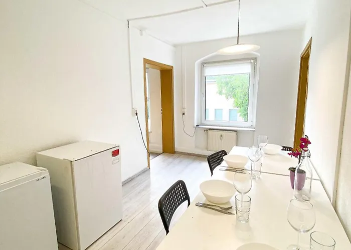 Top-wohnung Fuer Gruppen 15 Min Zum Alex Parken * ברלין